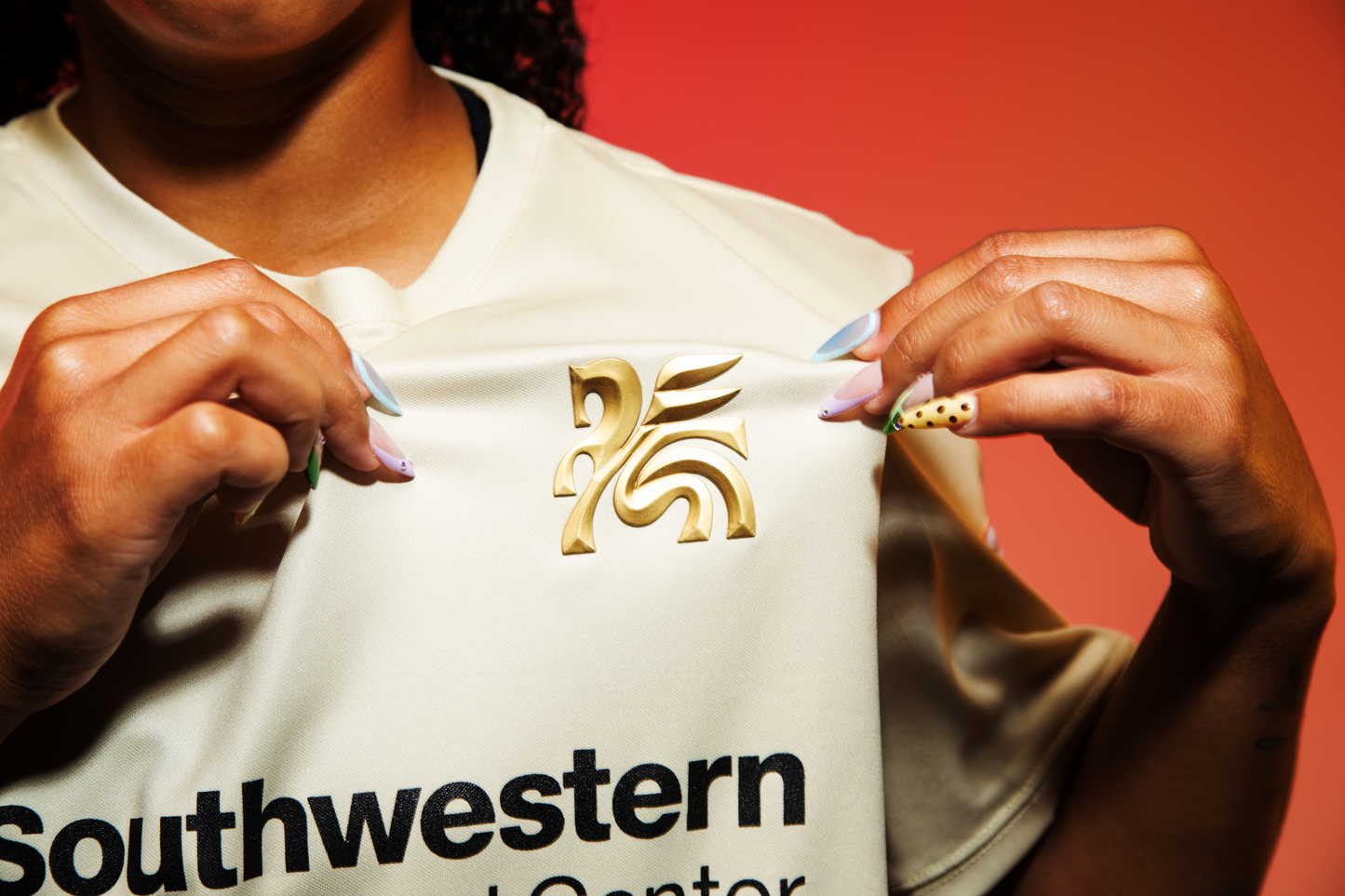 25/26 Women's Gold Jersey