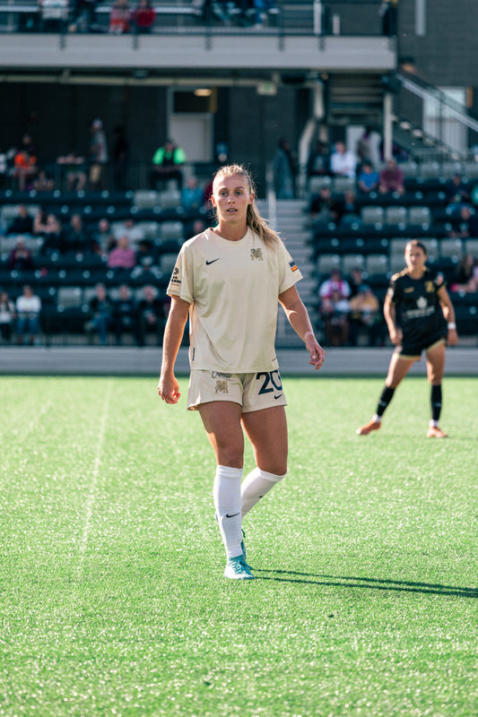 Inaugural Season Game Worn Jersey-Allie Thornton